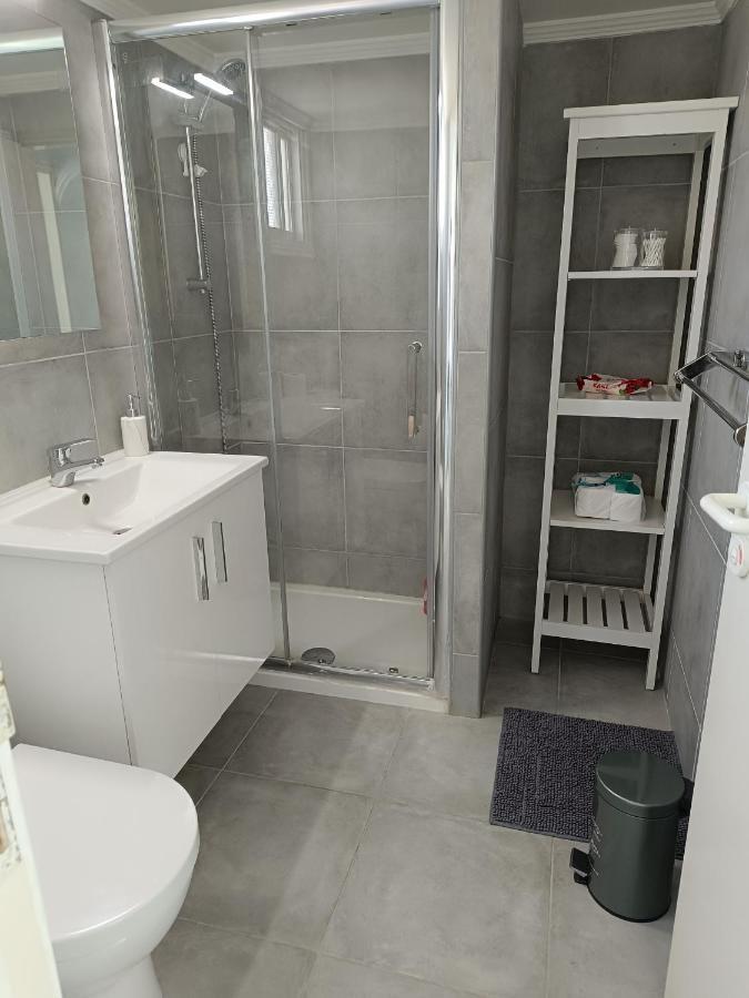 Julie'S Beach House Voroklini Luaran gambar