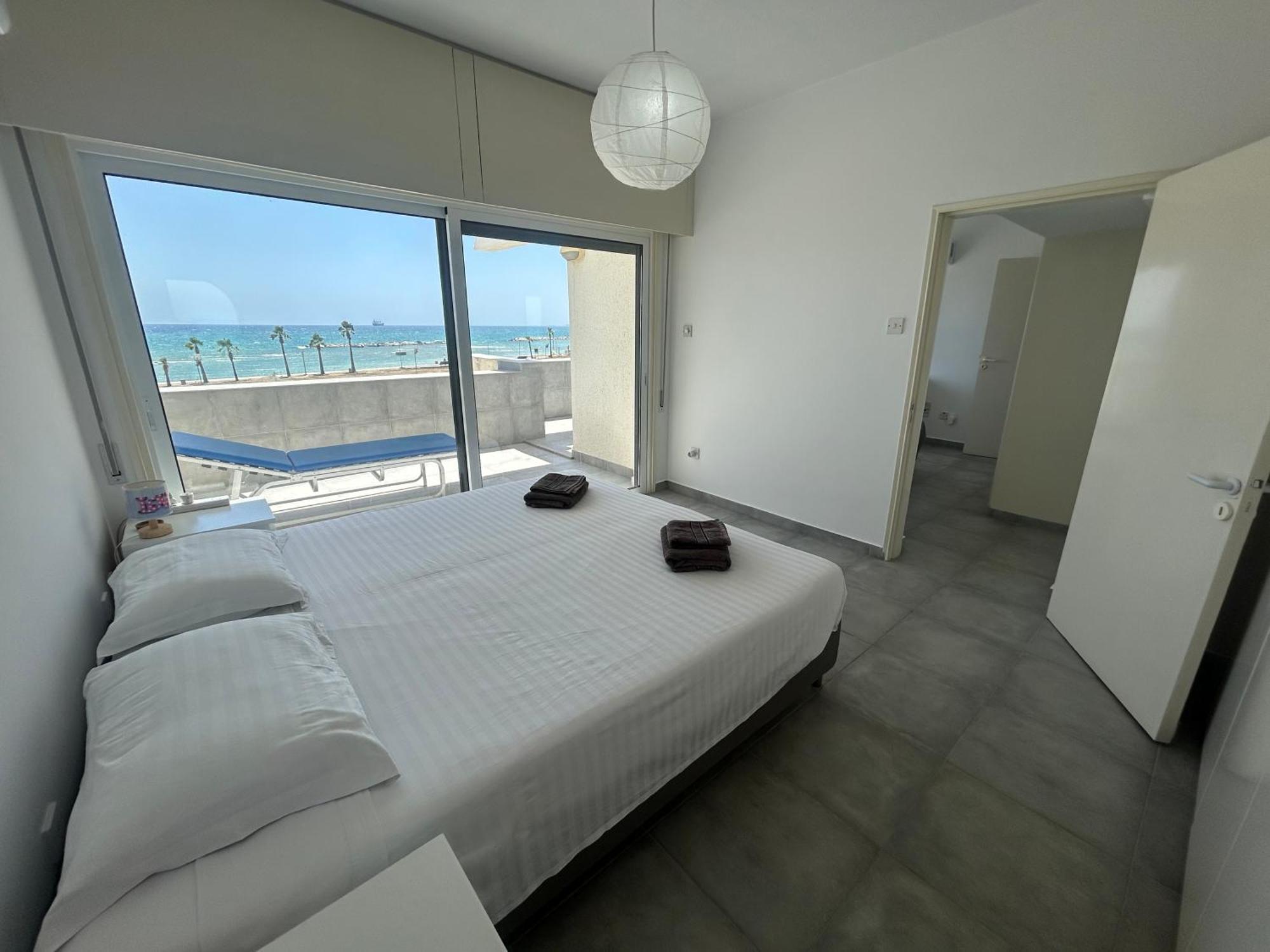 Julie'S Beach House Voroklini Luaran gambar